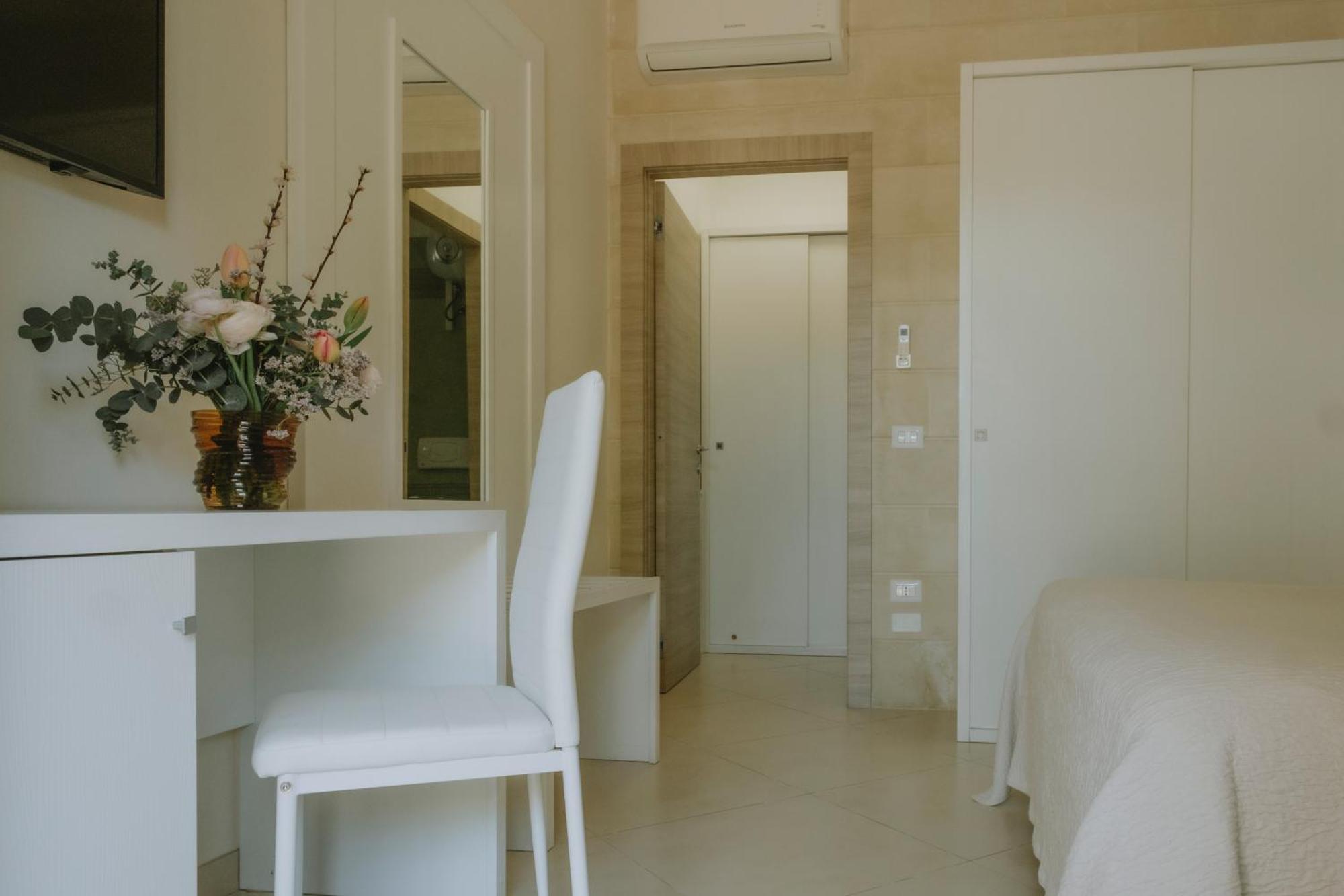 Villa Patrizia Salento Art & Room Porto Cesareo Extérieur photo